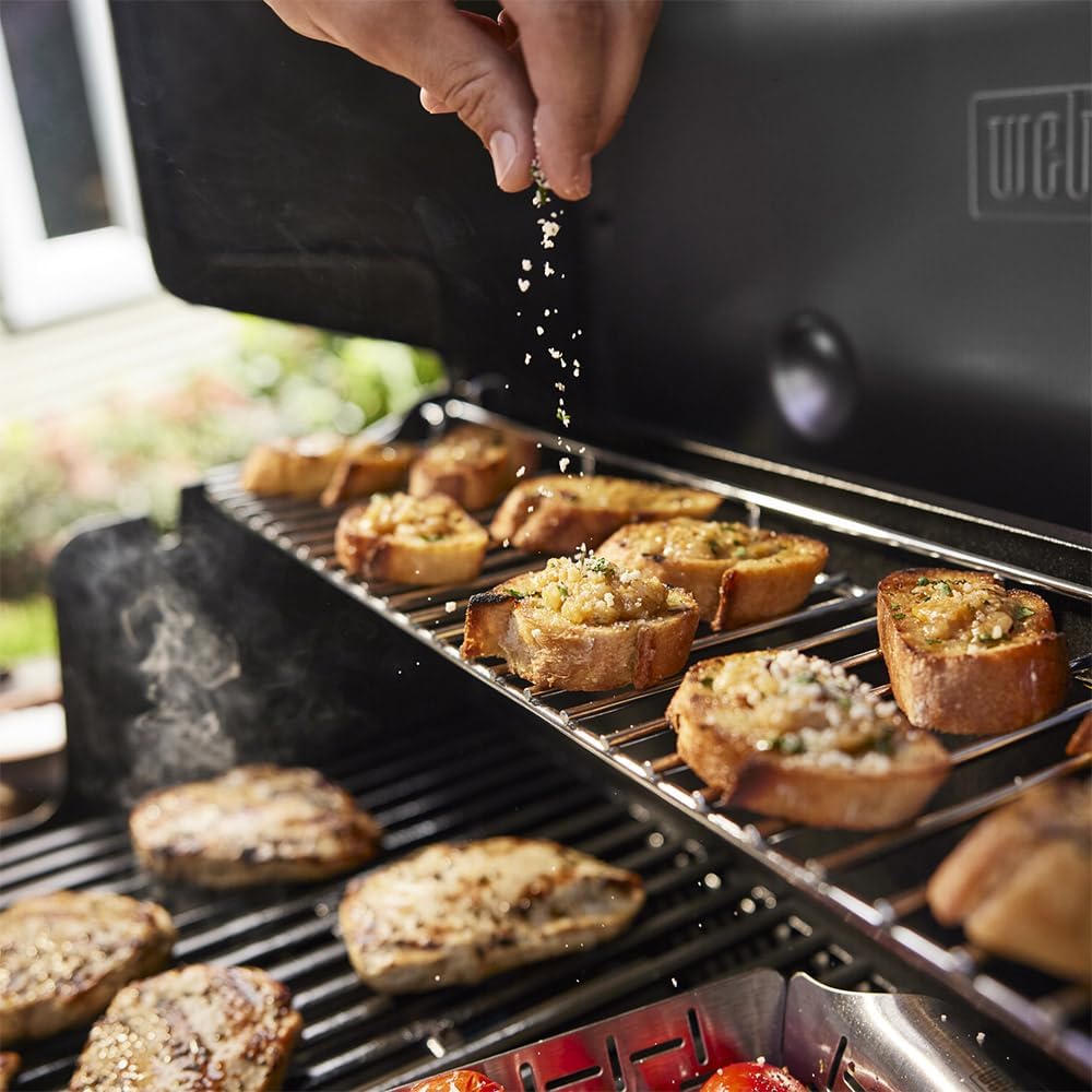 WEBER Genesis E-415 Gas Barbecue