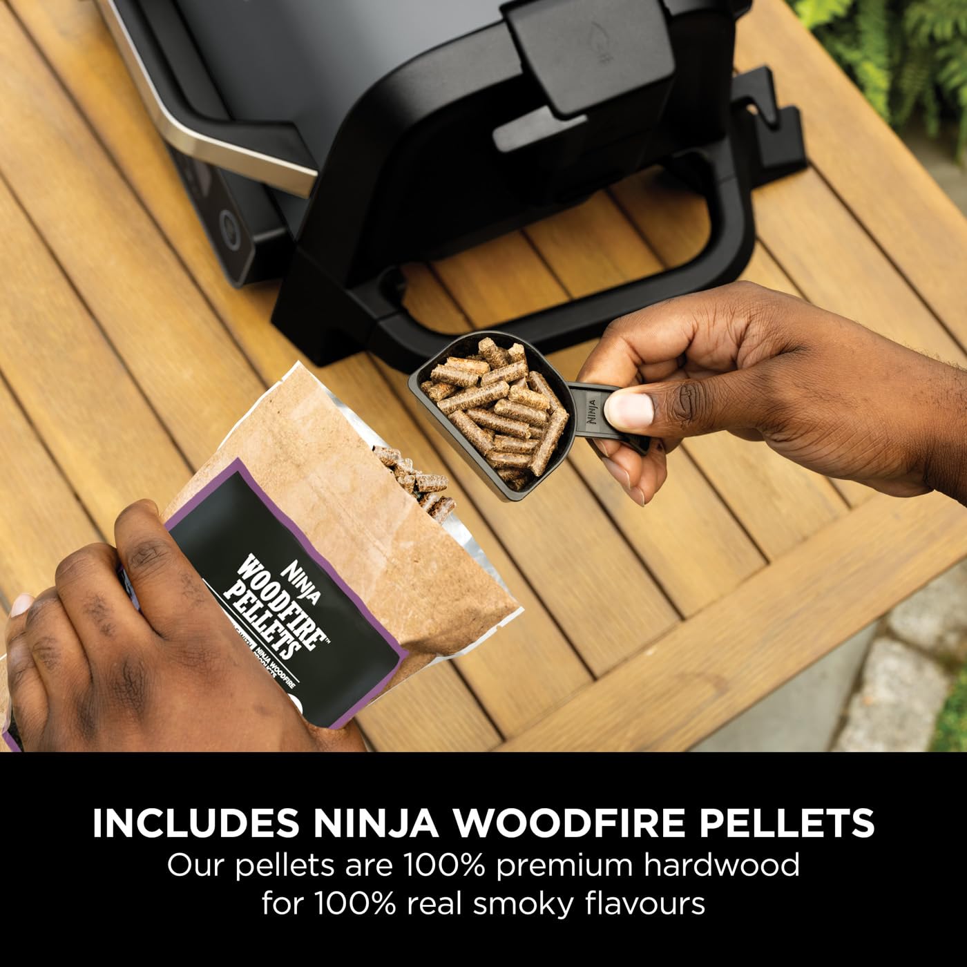 Ninja Woodfire Pro Connect XL Electric BBQ Grill and Smoker with App Control, Digital Probe, Large 7-in-1 Outdoor Grill and Air Fryer with Woodfire Pellets, Weather Resistant, Blue and Black OG901UK