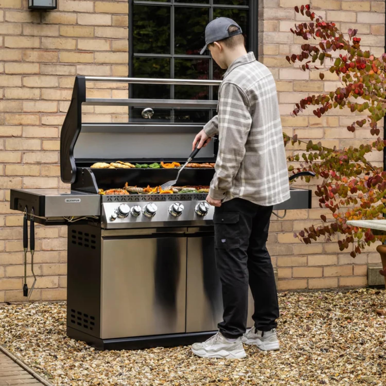 Fire Mountain Olympus 8 Burner Gas BBQ, Stainless Steel Barbecue Cast Iron Grill, Glass Viewing Lid, Side Burner & Built-In Temperature Gauge, Extra Large Outdoor Grill for Garden Parties & Patio